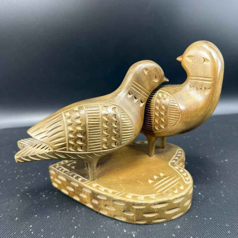 Hand Carved Wooden Love Birds Figurine Heart Base Folk Art Sculpture Brown VTG - Picture 9 of 13